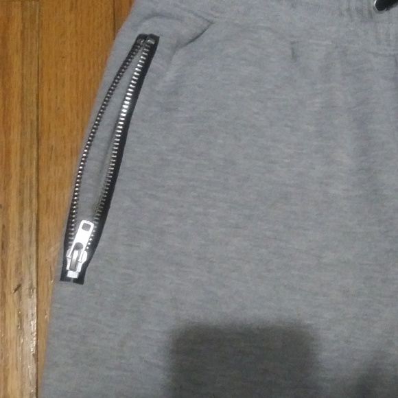 Zipper Sweatpants Size Large - Picture 3 of 6